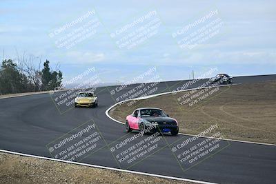 media/Jan-26-2025-CalClub SCCA (Sun) [[cfcea7df88]]/Group 1/Race/